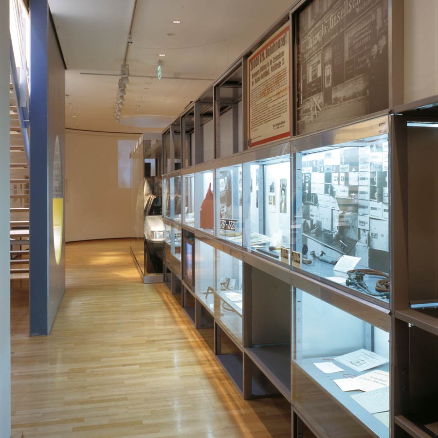 Ausstellungsgestaltung Geld oder Leben, Museen für Kommunikation